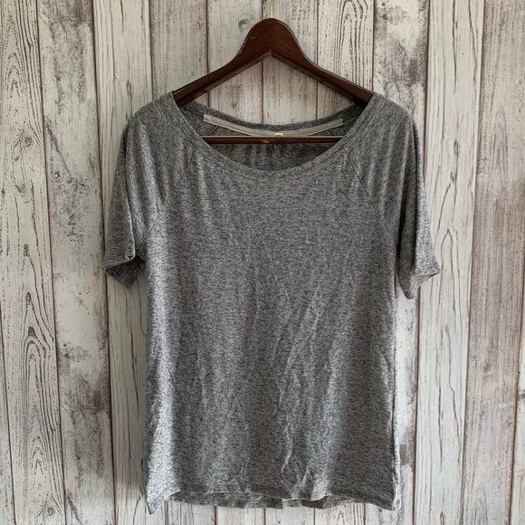 Victoria’s Secret gray t shirt size XS - Picture 1 of 4